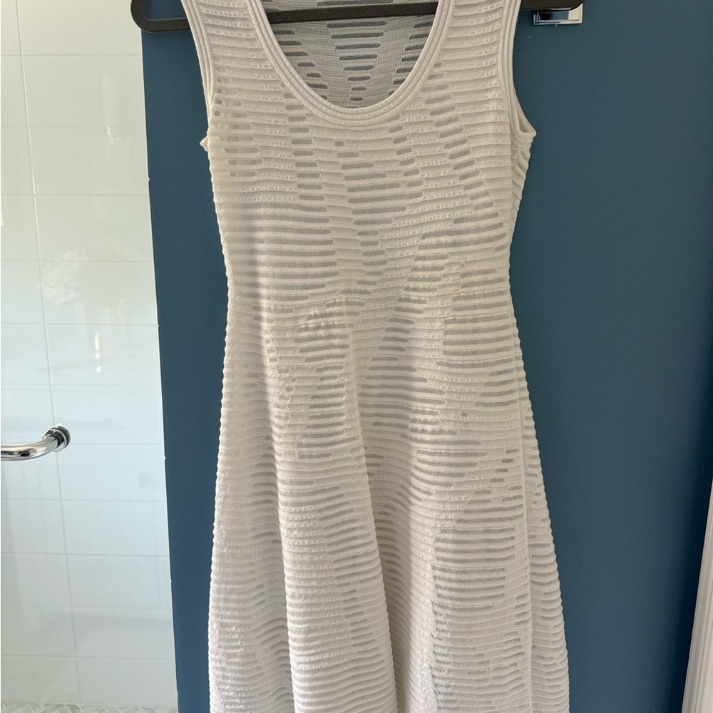 M Missoni Textured White Dress size 6 with attached slip